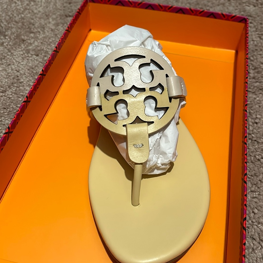 Tory Burch Beige Sandals